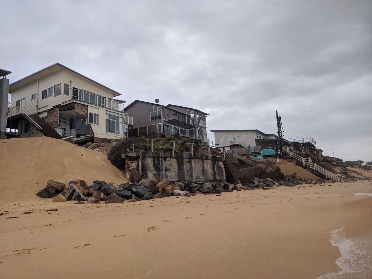 The Heavies basement and foundation works at Wamberal